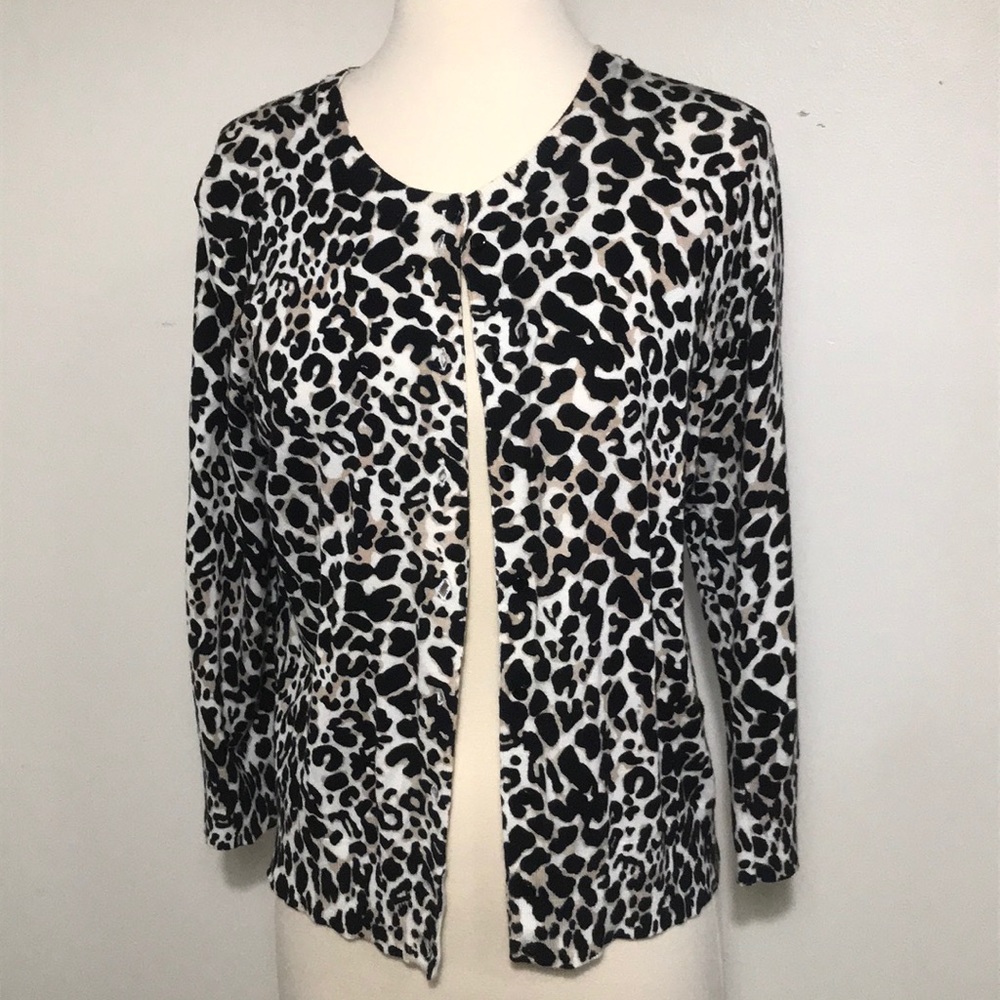 Size large cheetah cardigan